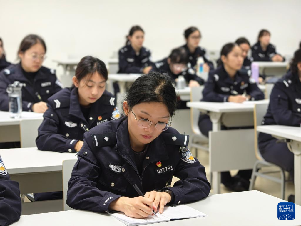 北京刑警侦查尖兵训练营:铿锵玫瑰淬火绽放(图9)